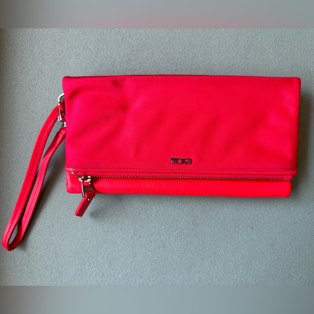 Tumi Voyageur Flap Continental Wallet in Hot Pink